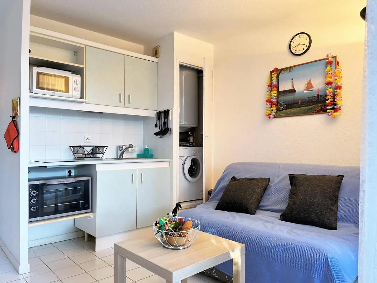 Appartement Familial Climatise Avec Piscine, Terrasse Et Parking - 5 Couchages - Le Lavandou - Fr-1-251-426 Apartmán